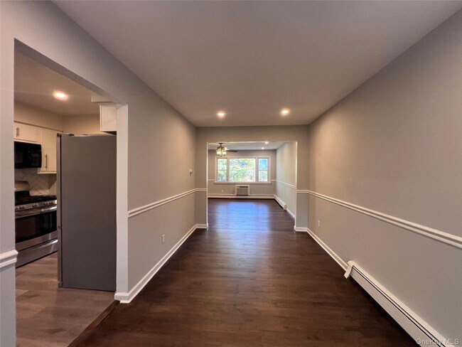 Building Photo - 1668 US-9