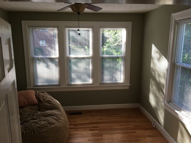 Building Photo - 4205 Tremont St