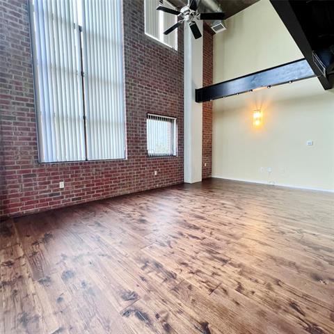 Building Photo - 3110 Thomas Ave