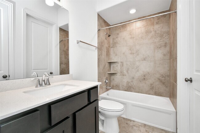 Building Photo - 11012 Mikula Dr