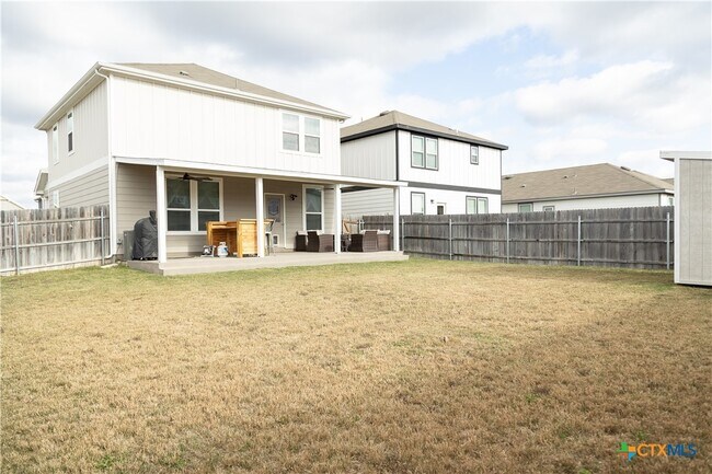 Building Photo - 804 Sweetgrass