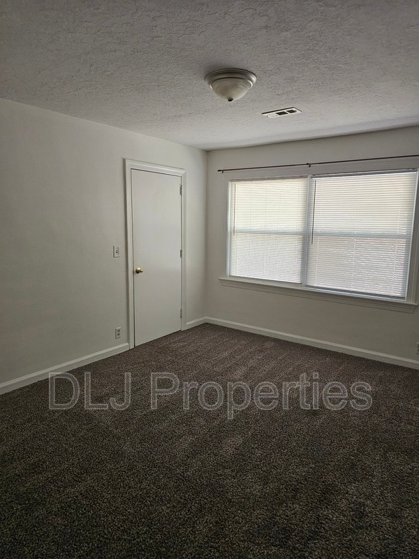 Building Photo - 112 E Dumplin Valley Rd