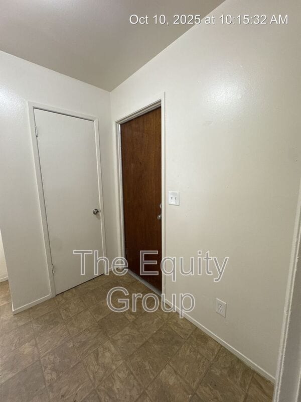 Building Photo - 5322 Avenue 280