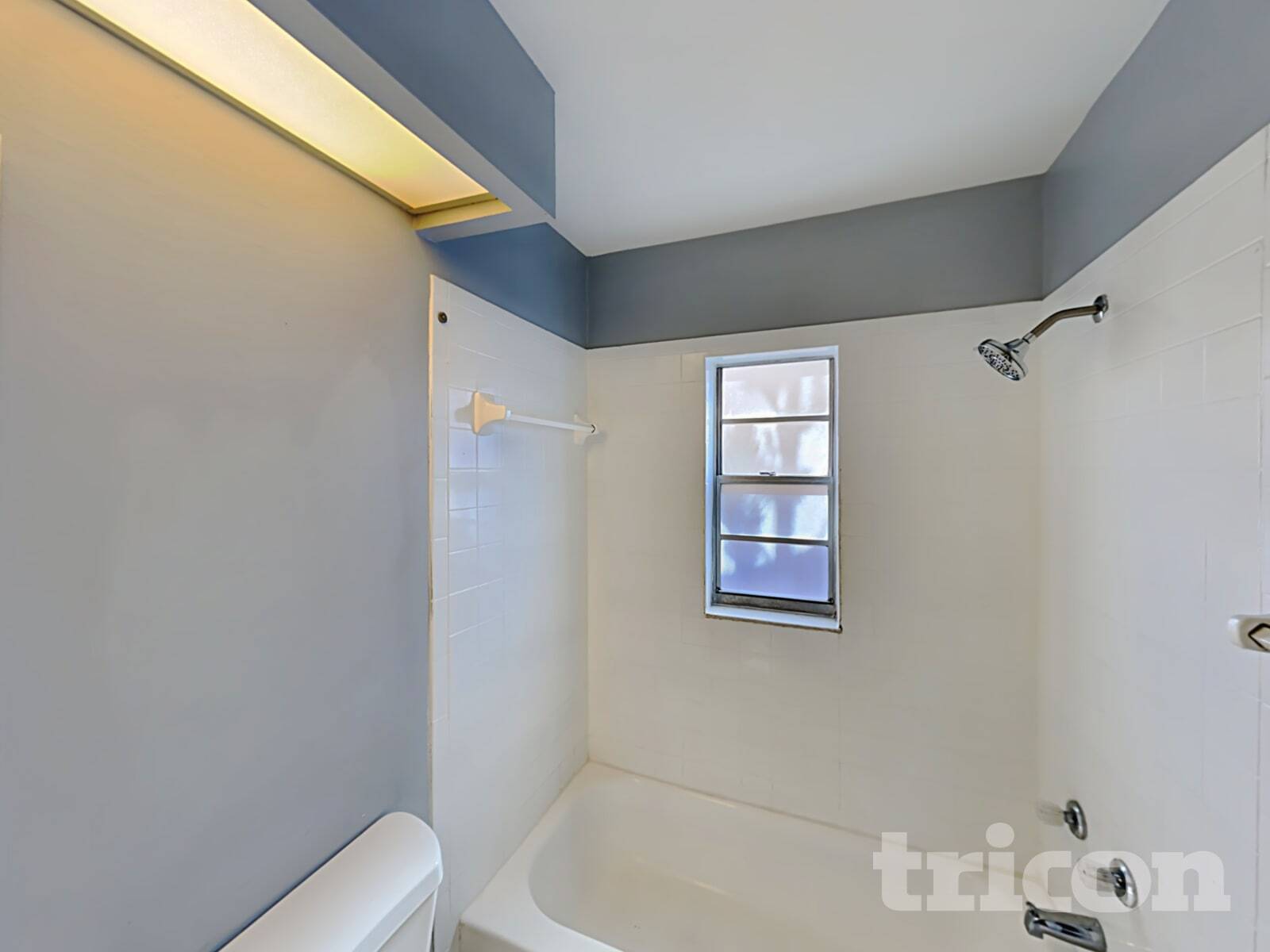 Building Photo - 8206 Clermont St