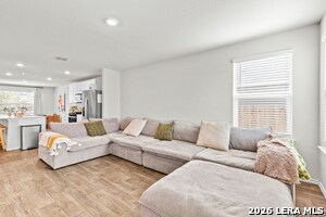 Building Photo - 14106 Llano Trce