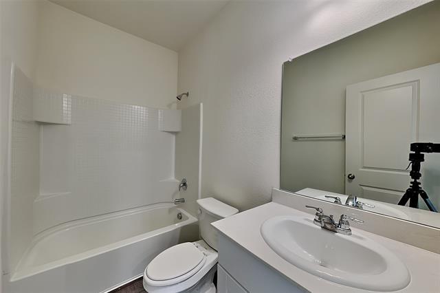 Building Photo - 617 Colgate Cir