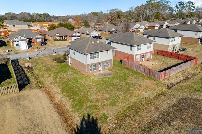 Building Photo - 161 Fields Pond Dr