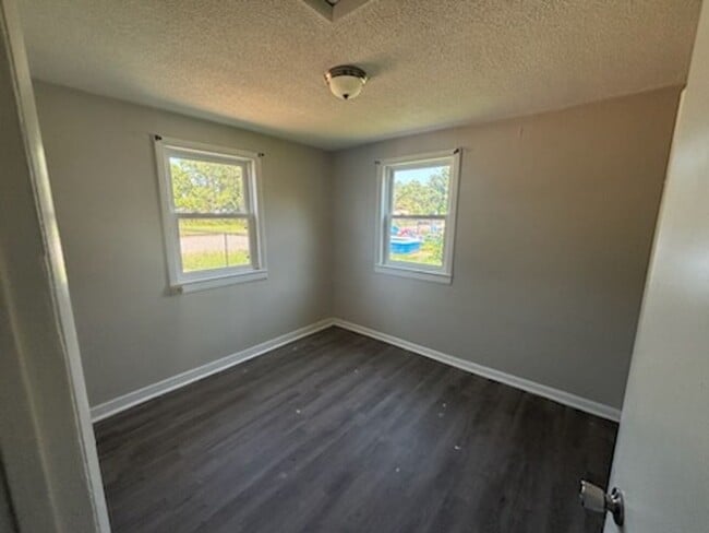 Building Photo - 5814 Gregory St
