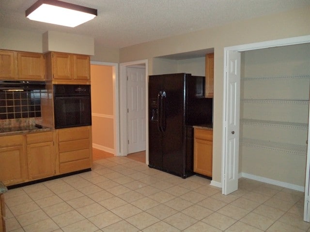 Building Photo - 1517 Autumn Ridge Dr