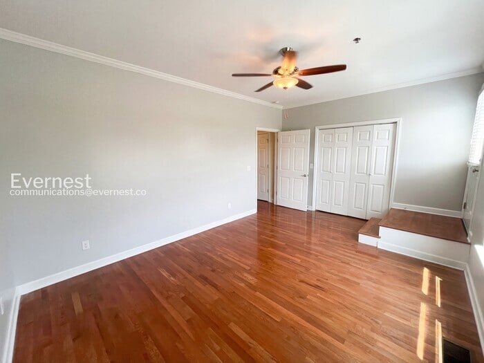 Building Photo - 221 Delmont St