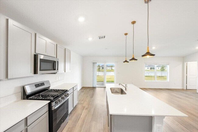 Building Photo - 6362 Windwood Wy
