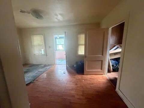 Building Photo - 1615 S Arago St