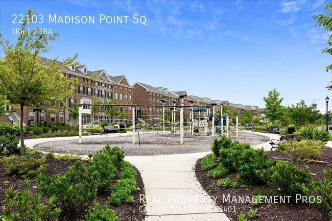 Building Photo - 22103 Madison Pt Sq