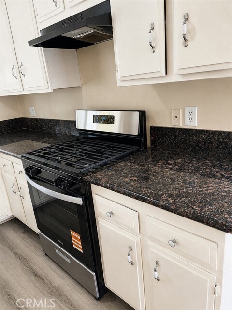 Building Photo - 13251 Destino Pl