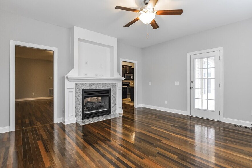 Building Photo - 20 Tia Circle