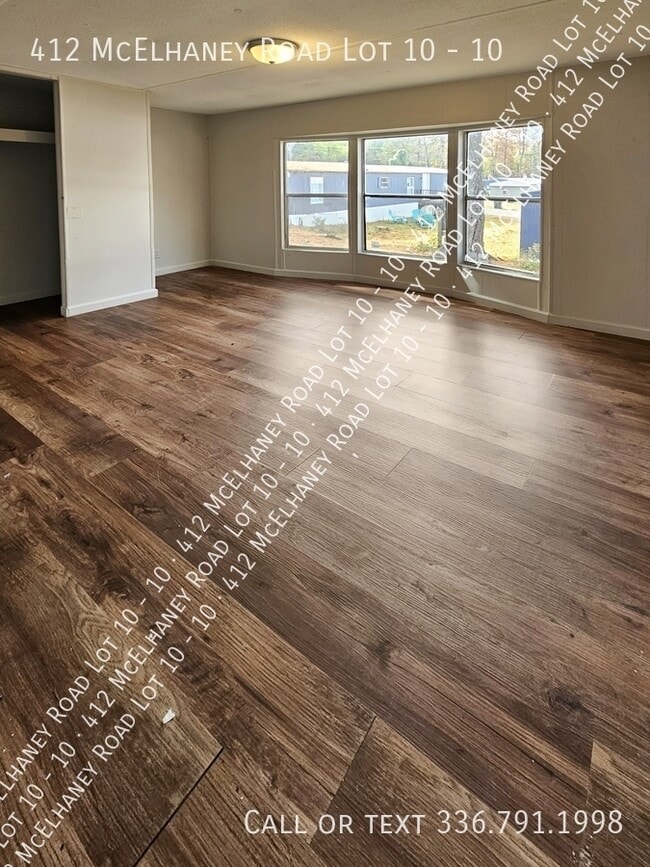 Building Photo - 412 McElhaney Rd