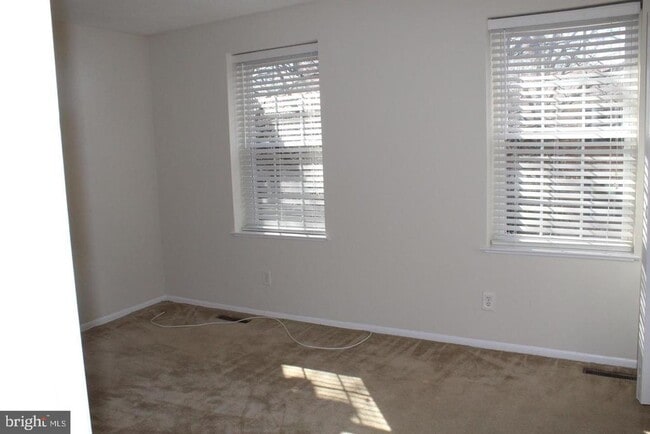 Building Photo - 503 S Patrick St