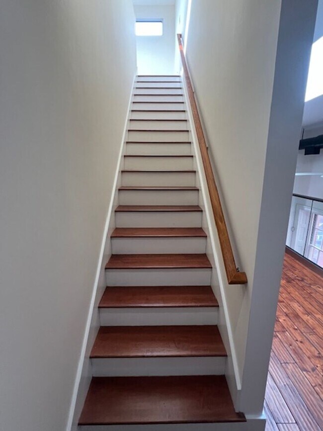 Building Photo - 125 Washington St