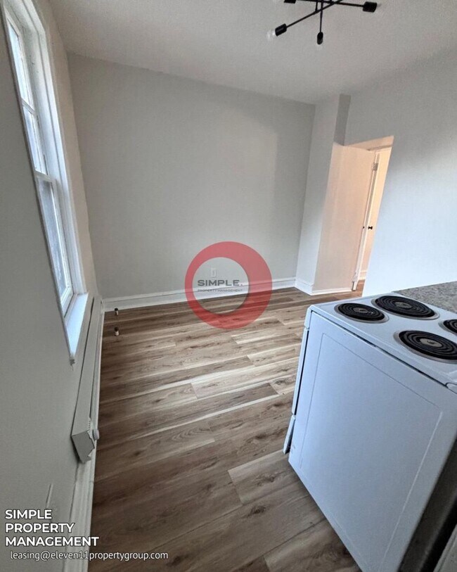 Building Photo - 610 Franklin St