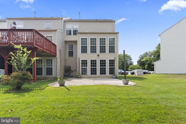 Building Photo - 2012 Broadacres Dr