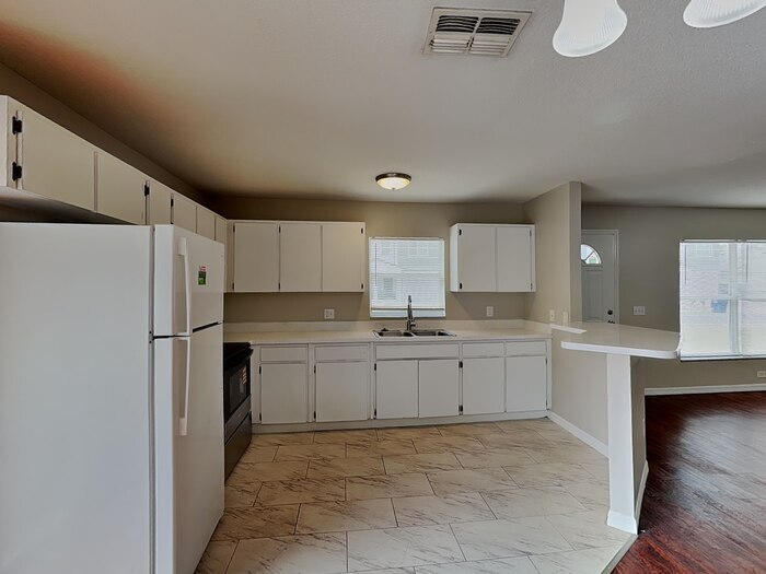 Building Photo - 3705 N 52nd St