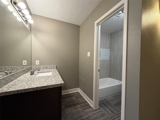 Building Photo - 2611 Grants Lake Blvd