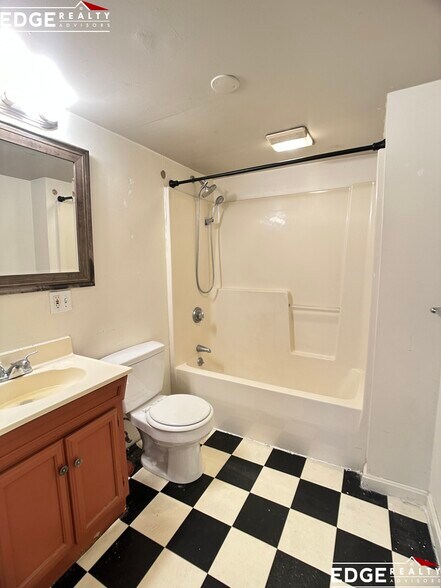 Building Photo - 199 Mount Auburn St