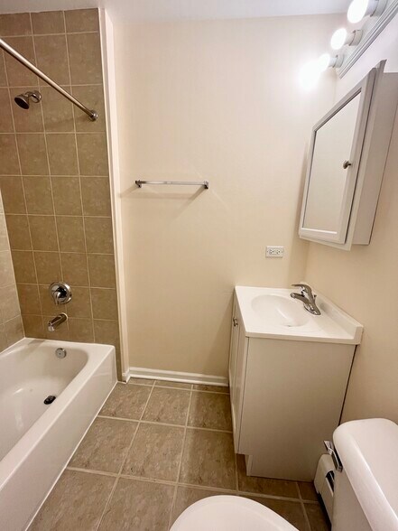 Building Photo - 931 Jonathon Ct