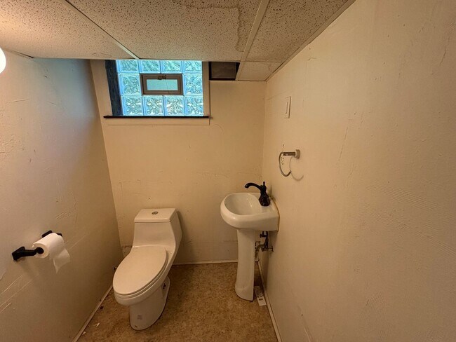 Building Photo - Jump into June and Own Your Own Home with our Summer Savings Spectacular!! - Lease-to-Own Opportu...
