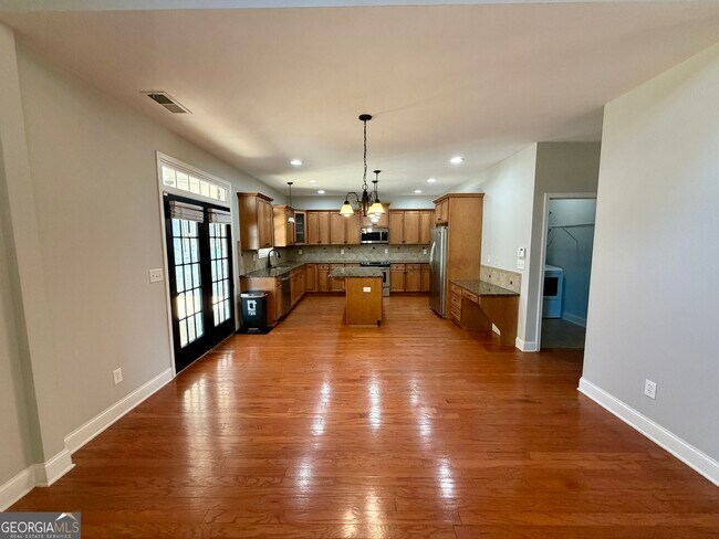 Building Photo - 301 Conway Ct