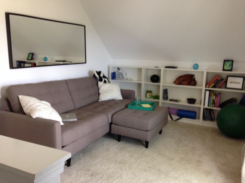 Home Office or Den - 516 E Glover Ave