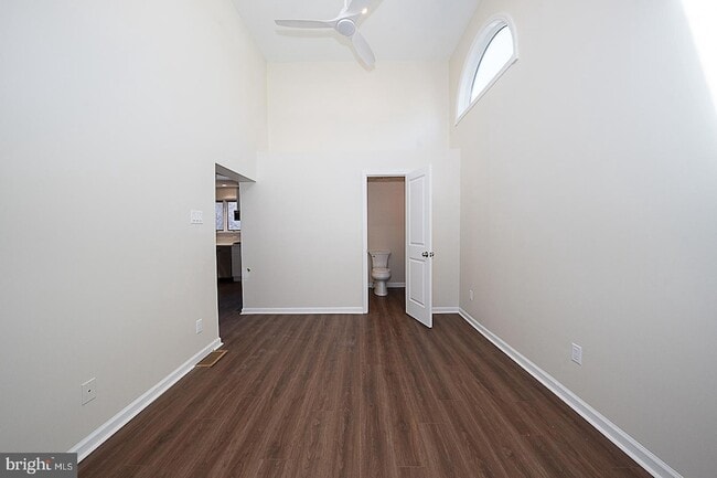 Building Photo - 1457 Manoa Rd