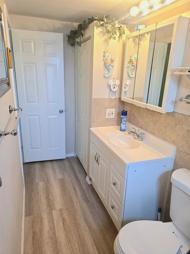 Building Photo - Adorable 1 bedroom one bathroom