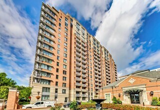 Building Photo - Luxury 2BD/2BA in The Gallery - Across from PIKE & ROSE + White Flint Metro