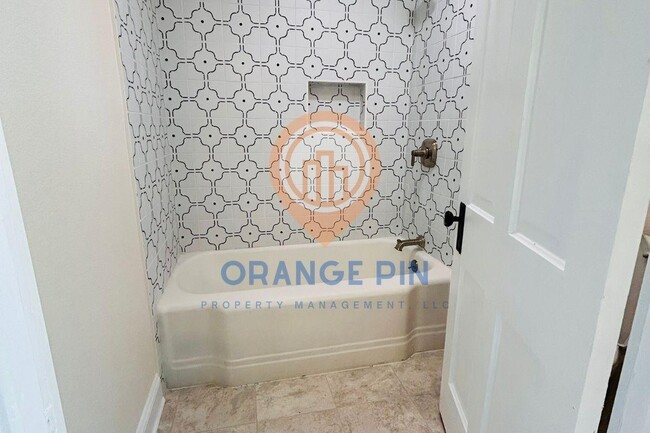 Building Photo - 2923 Morrow Ave