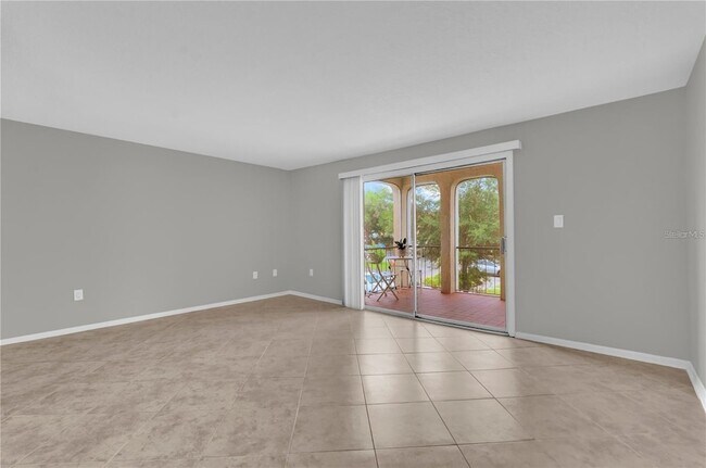 Building Photo - 514 Orange Dr