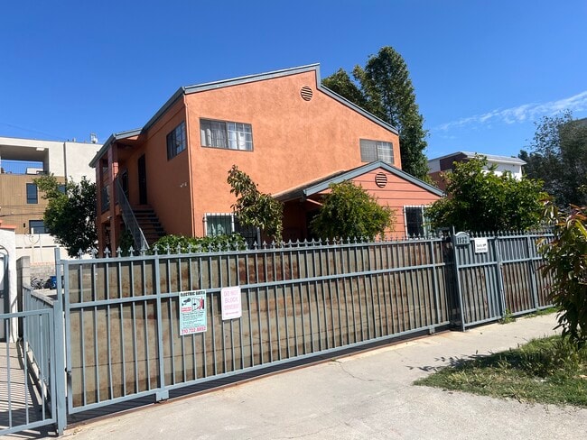 Building Photo - 1832 S Curson Ave