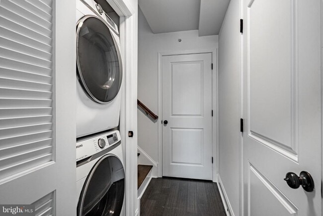 Building Photo - 117 Colwell Ln