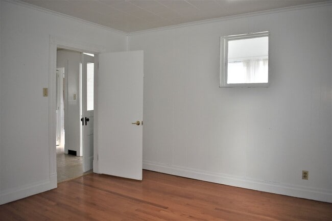 Building Photo - 542 Oak St