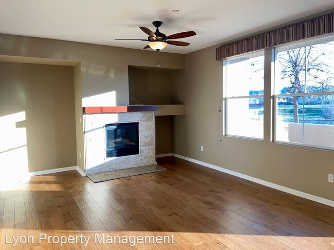 Building Photo - 2 br, 2.5 bath House - 2504 Esplanade Circle