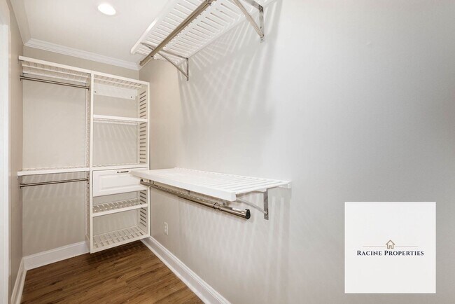 Building Photo - Charming Three Bedroom in Greer, SC