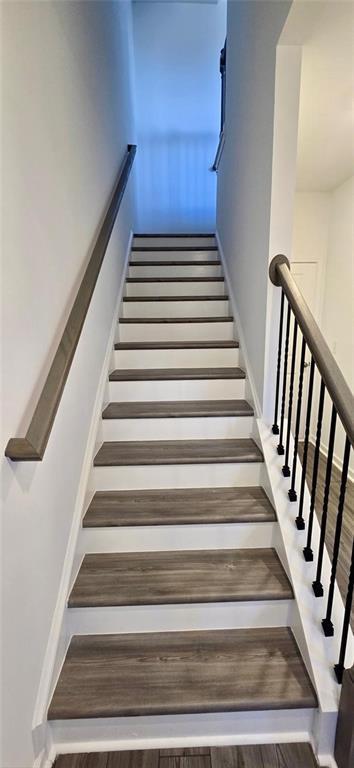 Building Photo - 224 Maycrest Path