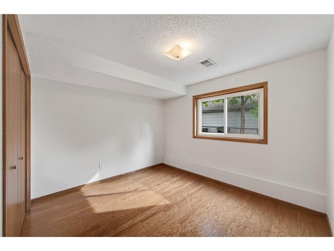 Building Photo - 1290 109th Ave NW