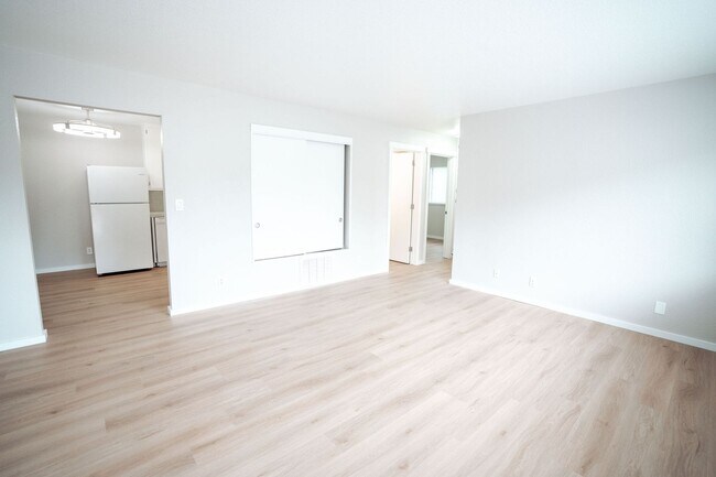 Building Photo - 1440 Myrtle Avenue