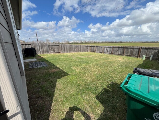 Building Photo - 10647 Cashew Run Ln