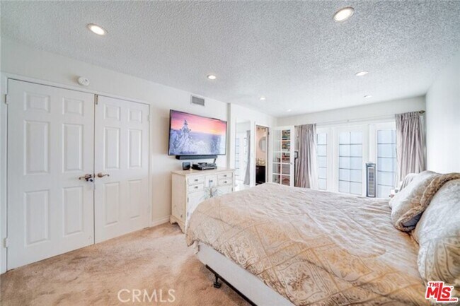 Building Photo - 15616 Rosehaven Ln