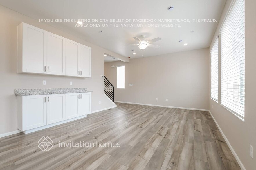 Building Photo - 10168 Scranton Ct