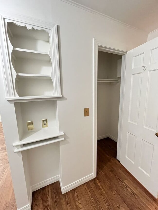 Building Photo - 2 Bed 1.5 Bath 1 Car Garage in the GRADY MUSGRAVE LAKESIDE Addition