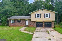 Building Photo - 2193 Kings Forest Dr SE