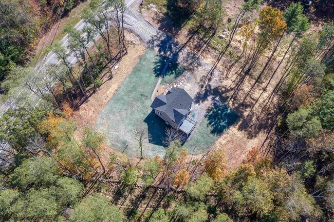 Building Photo - 3112 Parade Rd